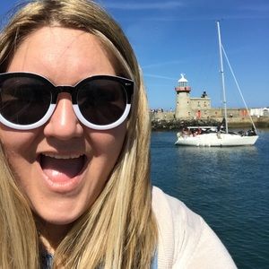 Meet your Posher, Toni